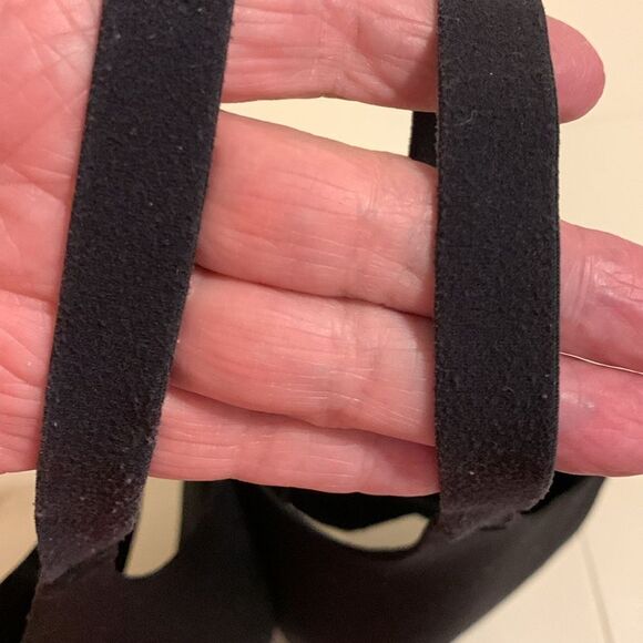 Victoria's Secret Size 38D lined Demi Bra with under wire - Picture 6 of 7